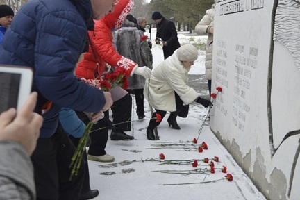 Митинг в честь 98-летия Всесоюзного ленинского коммунистического союза молодежи