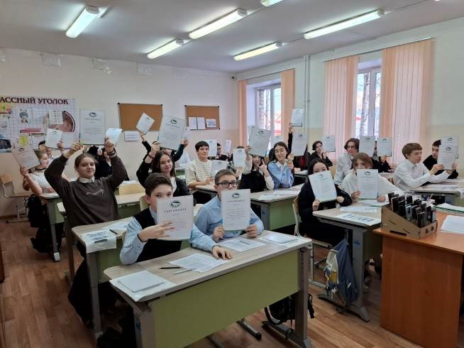 В образовательных учреждениях города Сургута прошел диктант по избирательному праву